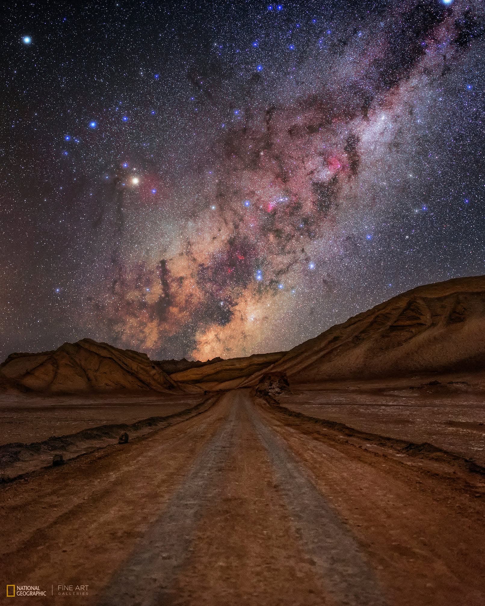 Via Láctea sobre o deserto do Atacama, Chile